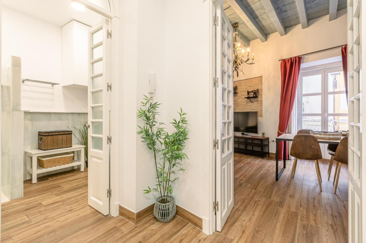 Green-Apartments Mansion Blue Catedral Seville Exterior photo